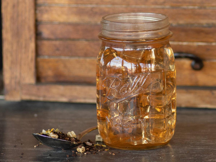 Banana Bread Honeybush brewed iced - Hackberry Tea